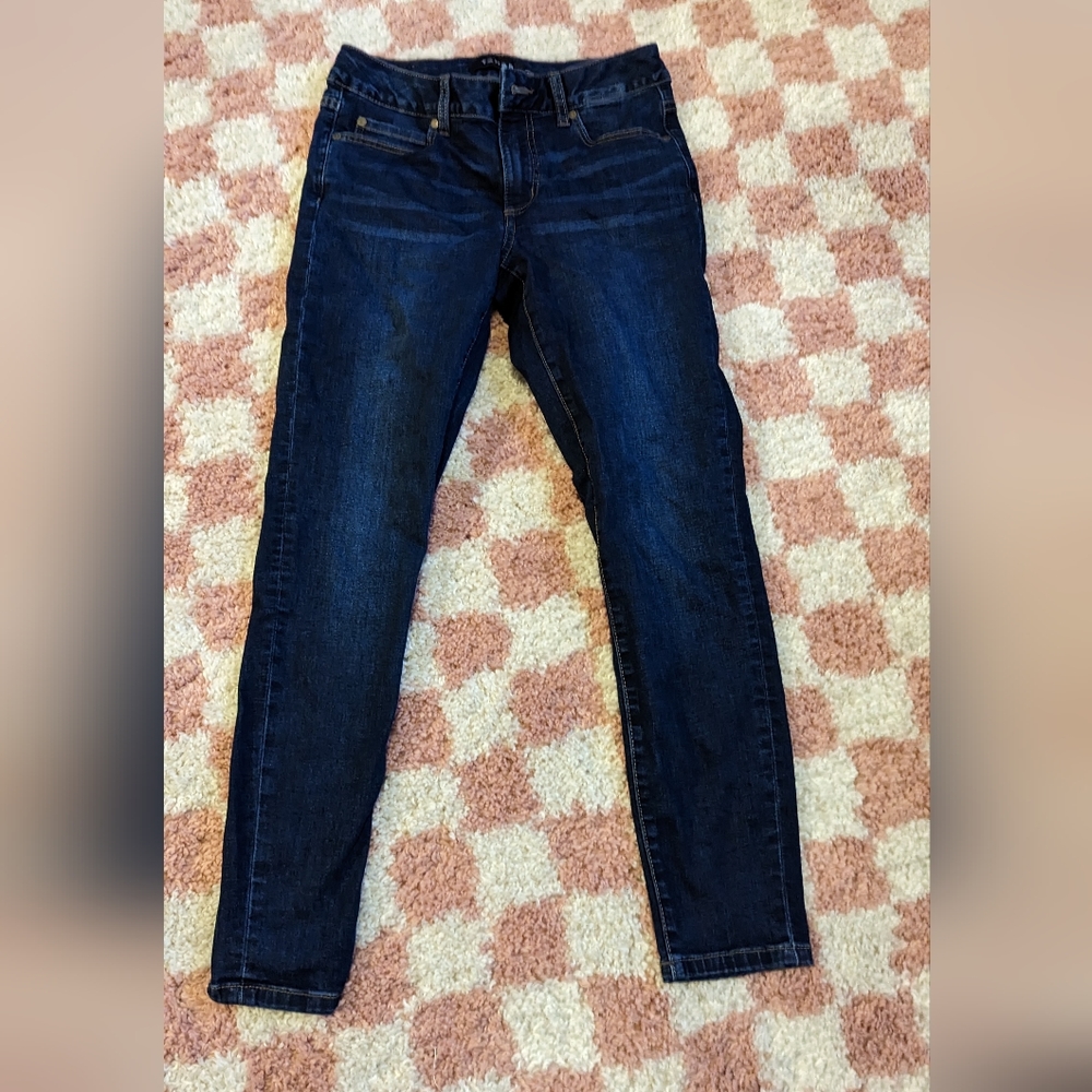 TAHARI Kelly Jeans, size 6,dark wash